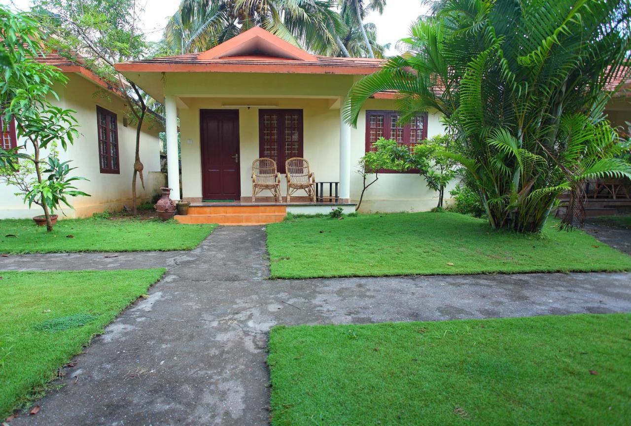 Sea Star Beach Homes Cherai Beach Exterior photo